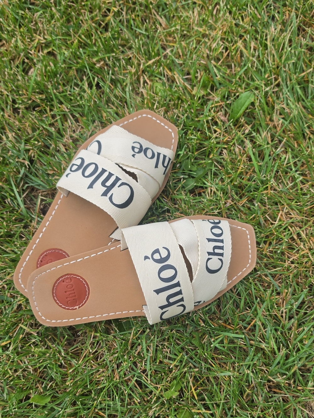 Chloé Cream Logo Ribbon Slide Sandals
